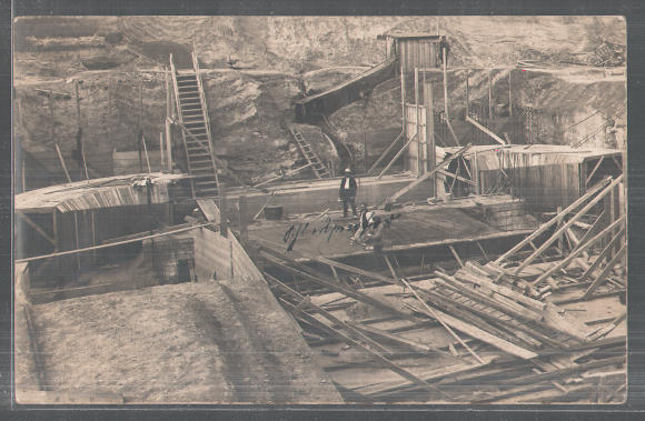 Minden i. Westf.: 1912 beim Bau einer der Schachtschleusen